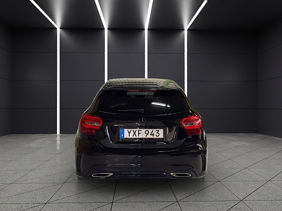 Mercedes-Benz A180 4 of 30