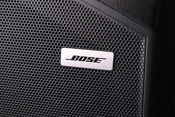 Porsche Cayenne 14 of 26