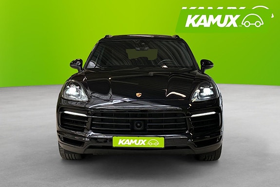 Porsche Cayenne 6 of 26