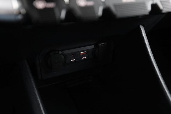 Kia Rio 27 of 30