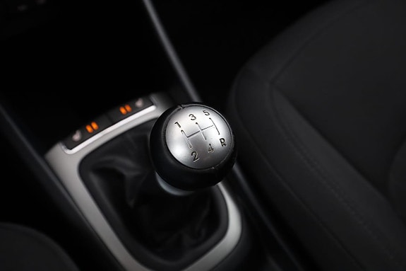 Kia Rio 29 of 30