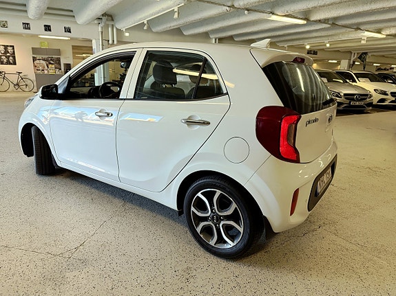 Kia Picanto 4 of 19