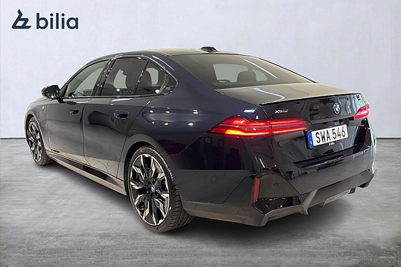 BMW 550e 2 of 19