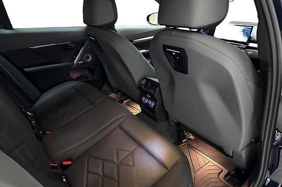 BMW 550e 7 of 19