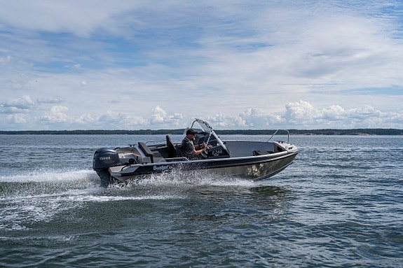 Nya Buster LX 2027 Förboka din båt nu! 7 of 12
