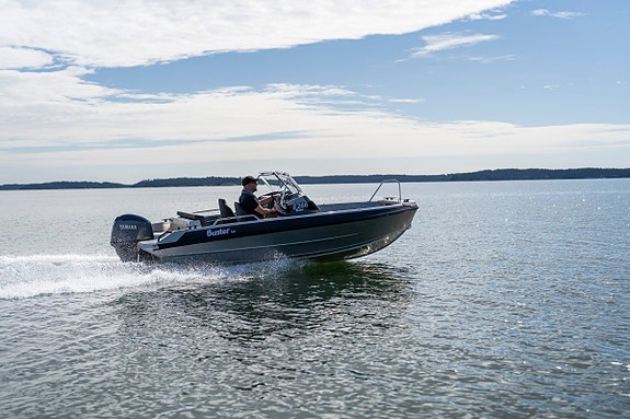Nya Buster LX 2027 Förboka din båt nu! 5 of 12