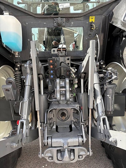 Valtra N123 / Lastare / Turbinkoppling 9 of 11
