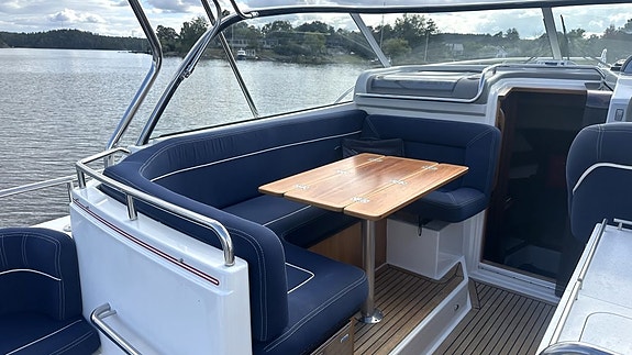 Nimbus 30 Nova S - 2006 - Volvo Penta D6-350 9 of 26
