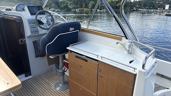 Nimbus 30 Nova S - 2006 - Volvo Penta D6-350 10 of 26