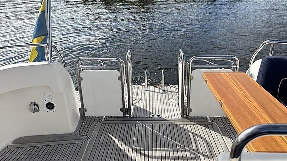 Nimbus 30 Nova S - 2006 - Volvo Penta D6-350 18 of 26