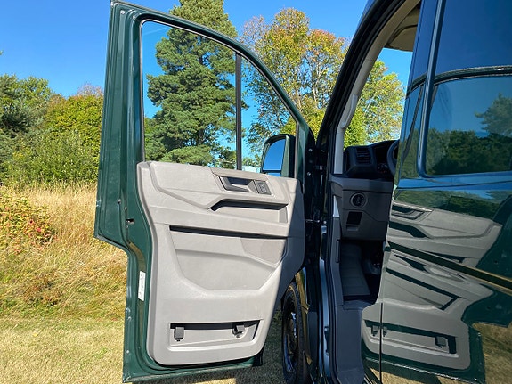 Volkswagen Crafter 20 of 30