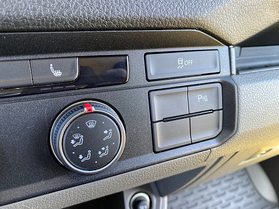 Volkswagen Crafter 30 of 30