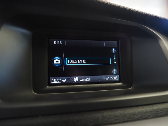Volvo V40 19 of 22