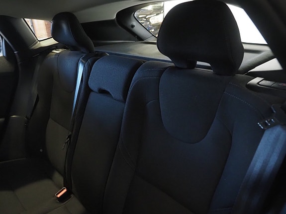 Volvo V40 13 of 22