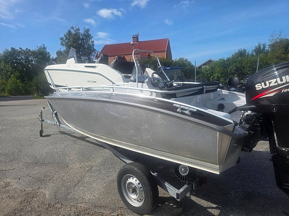 Silver Beaver 450 2011 Suzuki 40hk - Vi förmedlar din båt 4 of 7