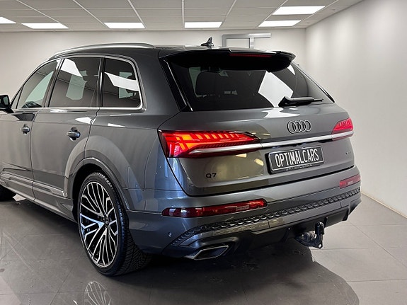 Audi Q7 22 of 22