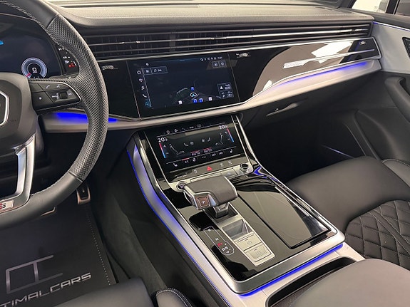 Audi Q7 5 of 22