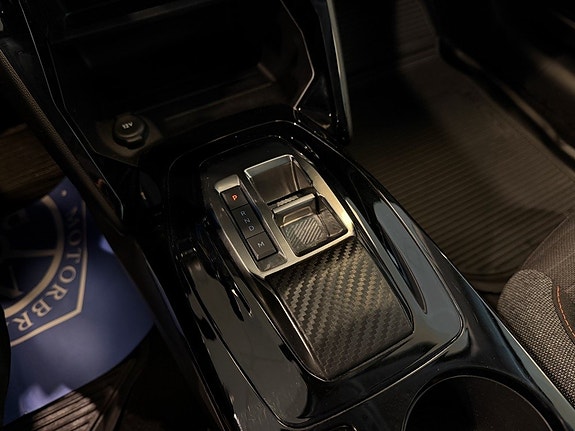 Peugeot 208 14 of 24