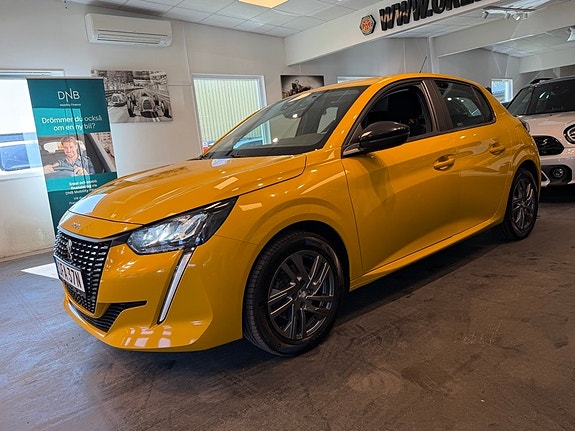 Peugeot 208 2 of 24