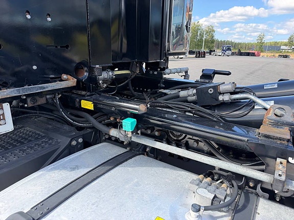 Scania R650 TopLine tridem lastväxlare JOAB 24T 9 of 12
