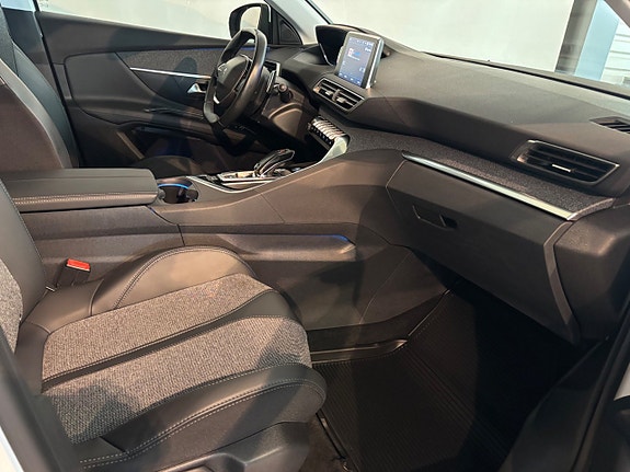 Peugeot 3008 11 of 14