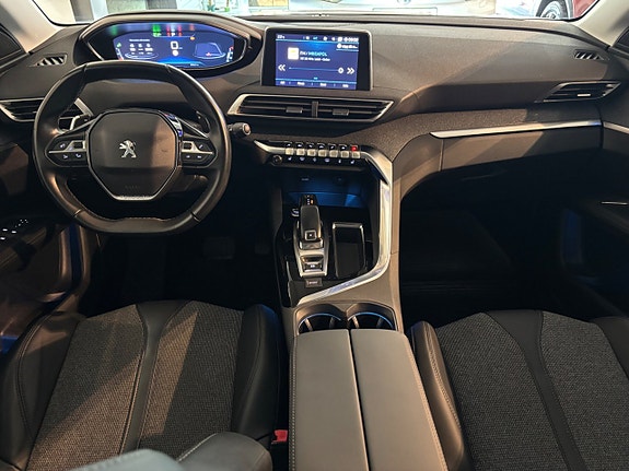 Peugeot 3008 7 of 14