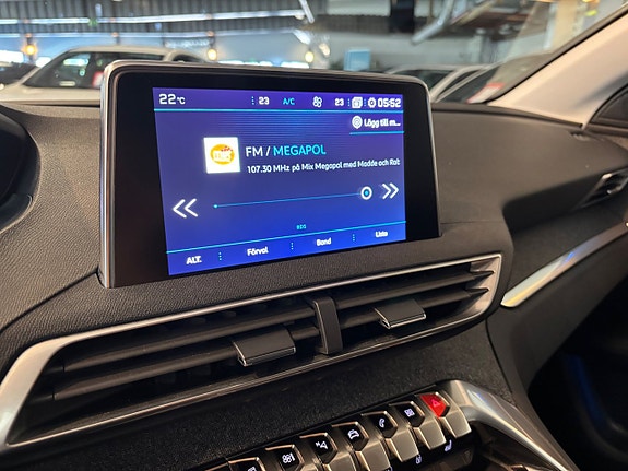 Peugeot 3008 8 of 14