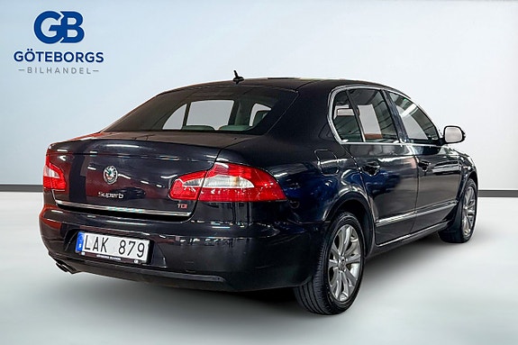 Skoda Superb 6 of 17