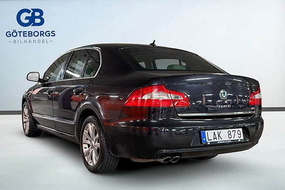 Skoda Superb 4 of 17