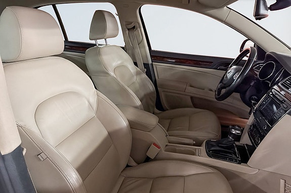 Skoda Superb 16 of 17