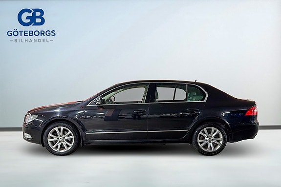 Skoda Superb 3 of 17