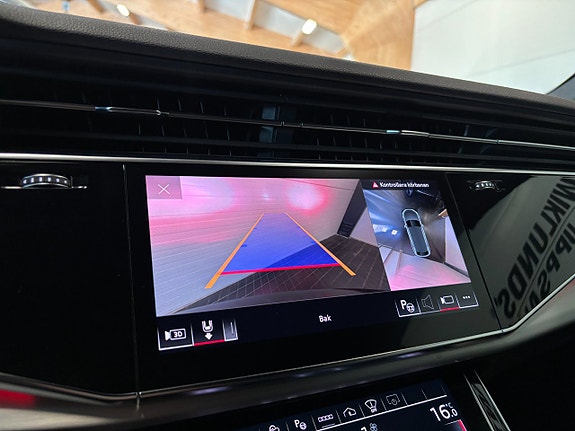 Audi Q8 18 of 30