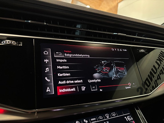 Audi Q8 20 of 30