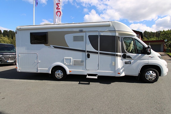 Carado T 449 T69 2017 Queenbed 2,3 Turbodiesel 6 vxl manuell 2 of 16