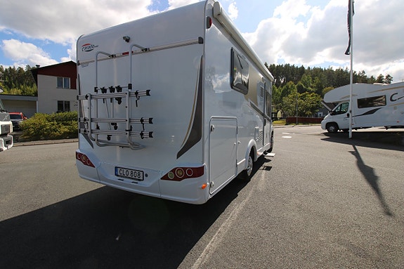 Carado T 449 T69 2017 Queenbed 2,3 Turbodiesel 6 vxl manuell 4 of 16