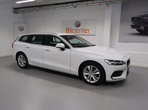 Volvo V60 4 of 30
