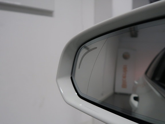 Volvo V60 15 of 30