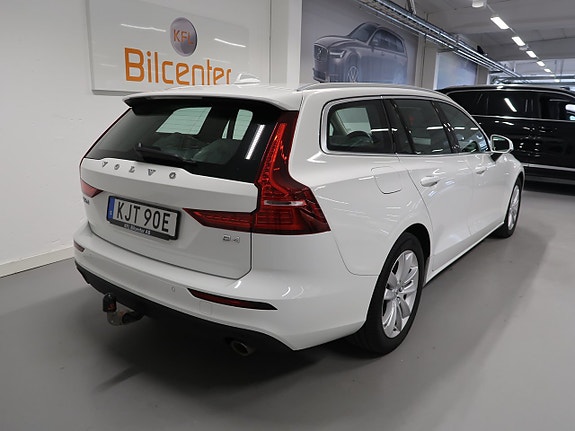 Volvo V60 6 of 30