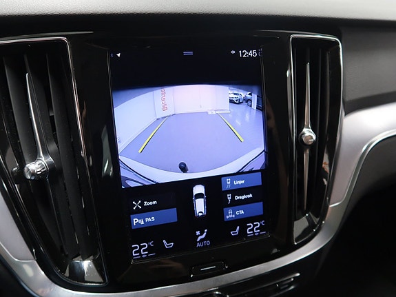 Volvo V60 25 of 30
