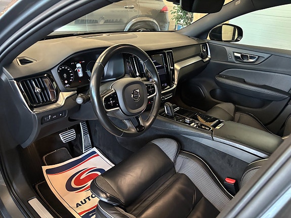 Volvo V60 6 of 25