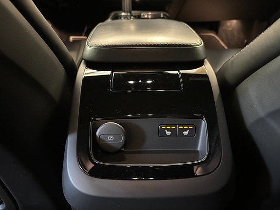 Volvo V60 19 of 25