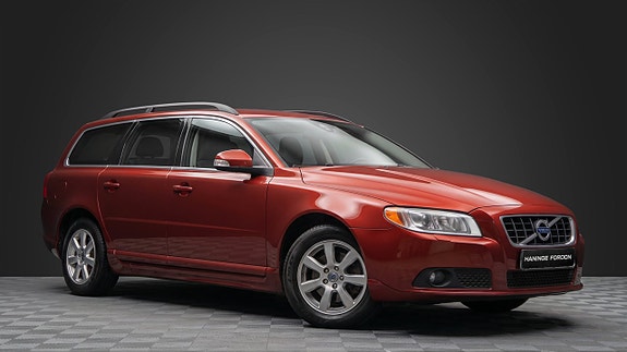 Volvo V70 3 of 17