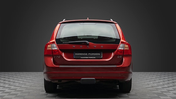 Volvo V70 5 of 17