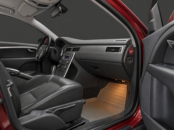 Volvo V70 15 of 17
