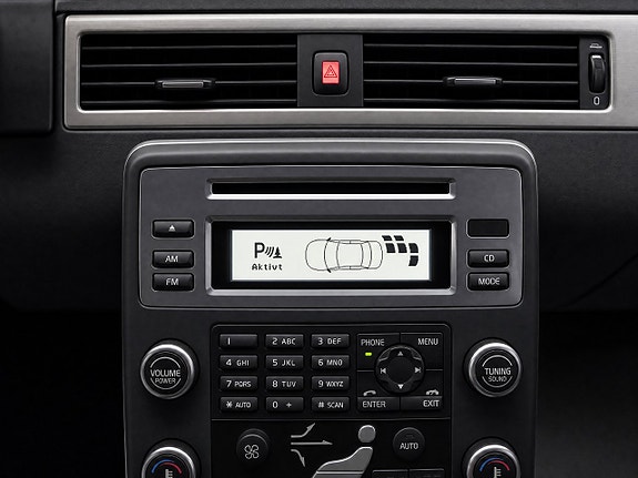 Volvo V70 12 of 17