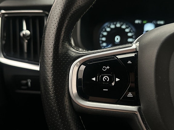 Volvo V90 14 of 30