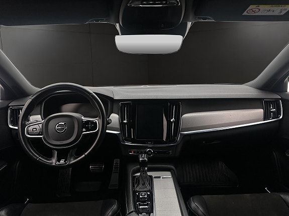 Volvo V90 13 of 30