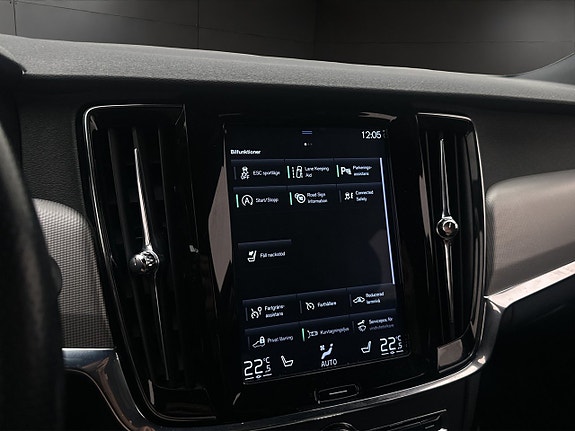 Volvo V90 24 of 30