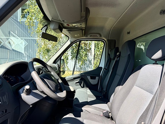 Renault Master 6 of 7