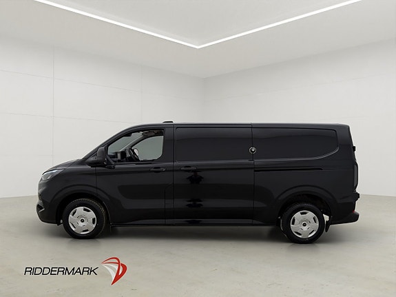 Ford Transit Custom 2 of 30